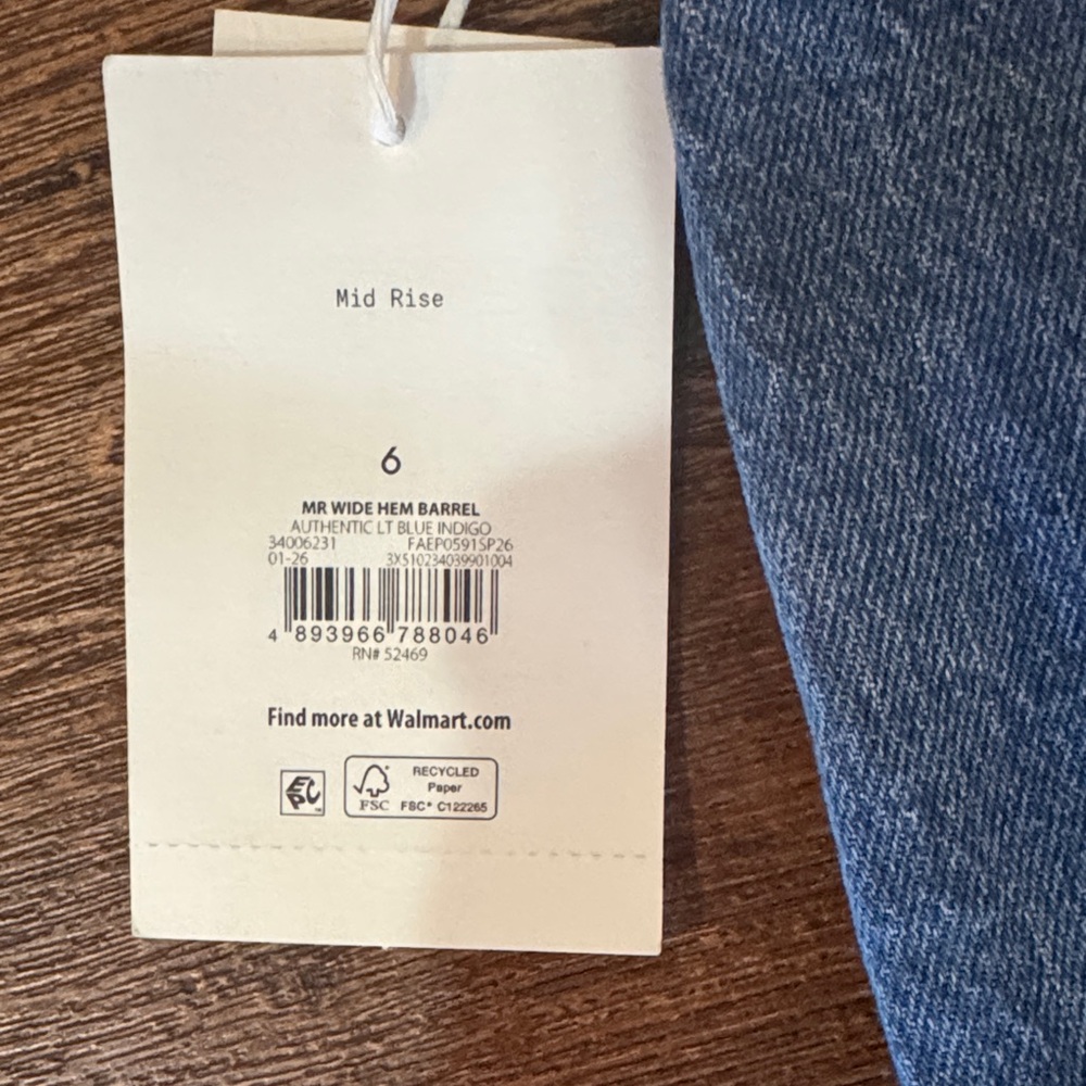 Barrel Leg Size 6 Free Assembly High-Rise Light Blue Mom Jeans - Picture 4 of 9
